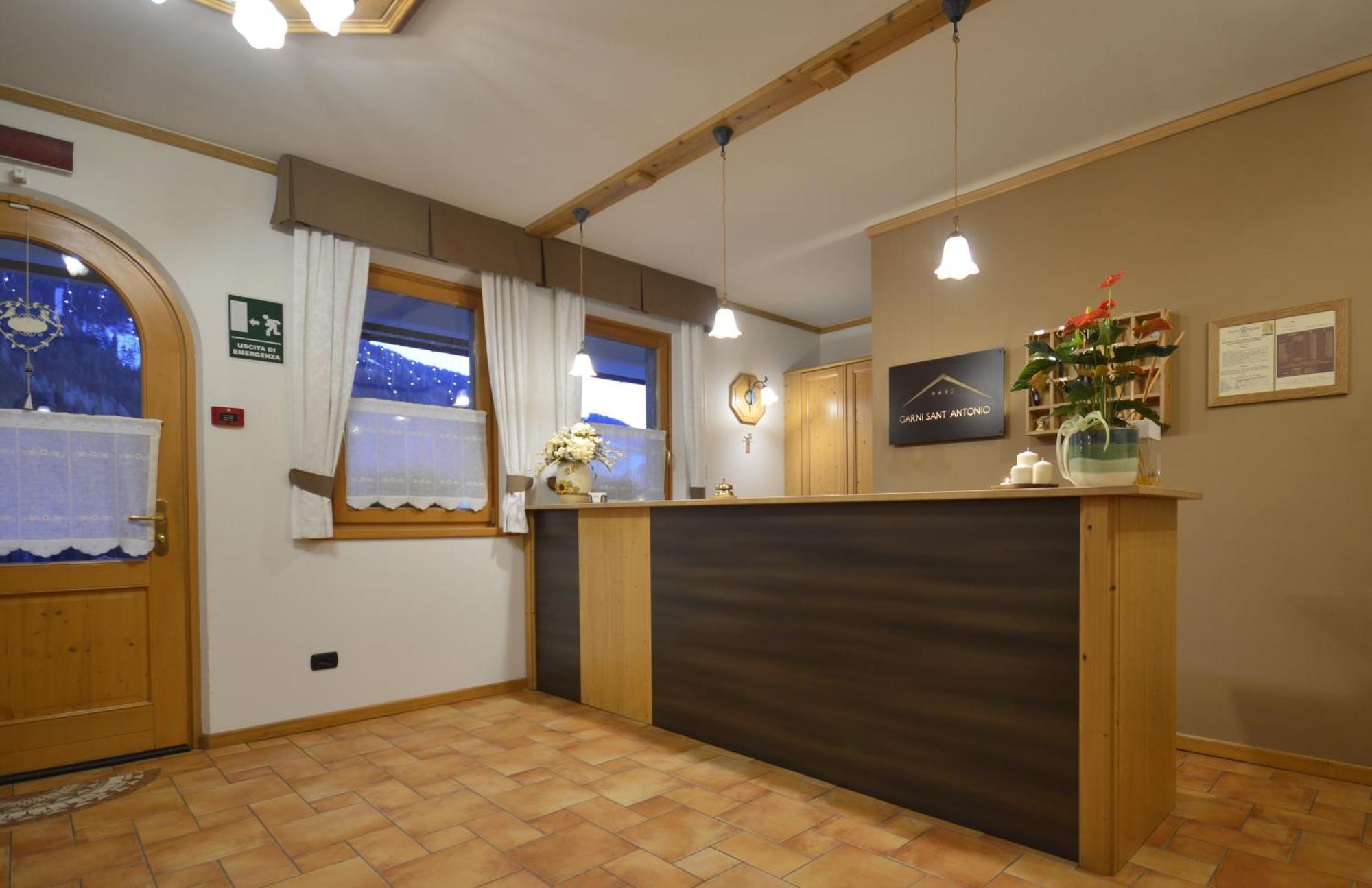 Garnì Sant'antonio Hotel Madonna